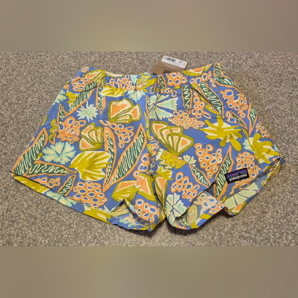 Nwt Girls Patagonia Baggies Size Medium